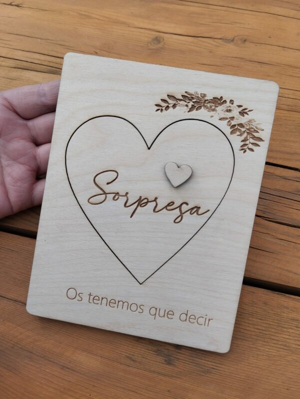 carta madera sorpresa corazón